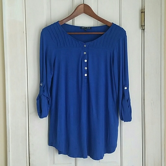 Cable & Gauge electric blue top