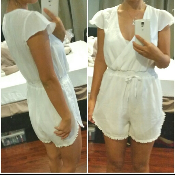 Chiffon romper with pompoms - Picture 2 of 2