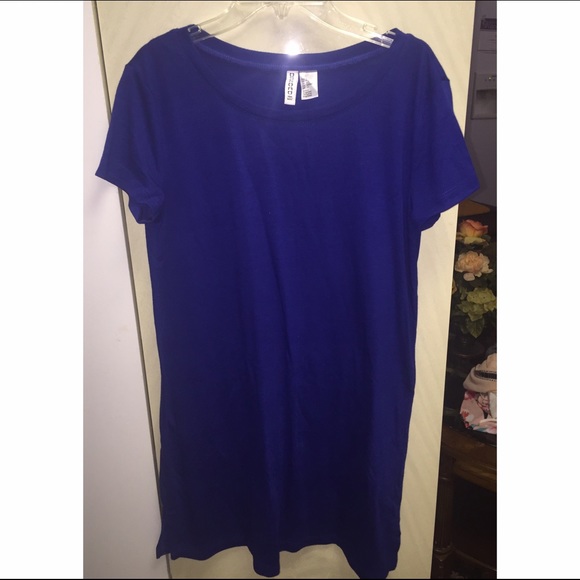 H&M Dresses & Skirts - H&m t shirt dress