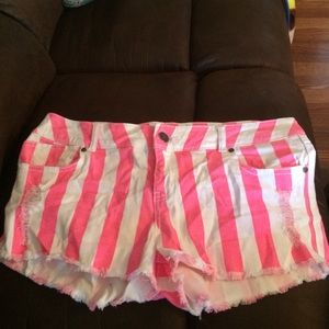 Rue 21 pink striped shorts size 13/14