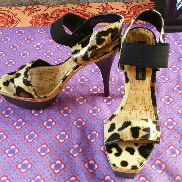 Steve Madden sandals.