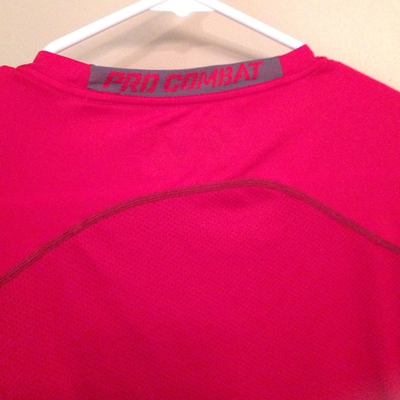 Nike Dri-Fit Men's shirt - Picture 3 of 4