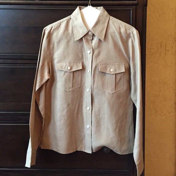 Women's linen shirt