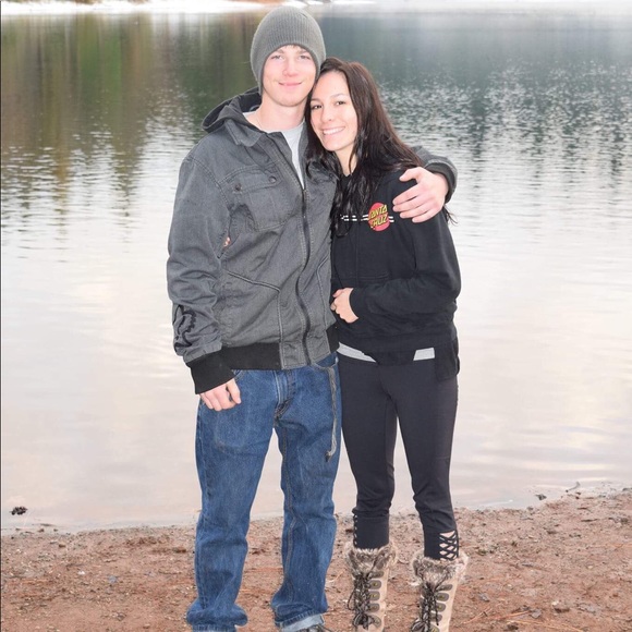 Meet Your Posher 🌻 - Picture 4 of 4