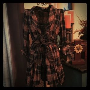 Forever 21 long sleeve shirt