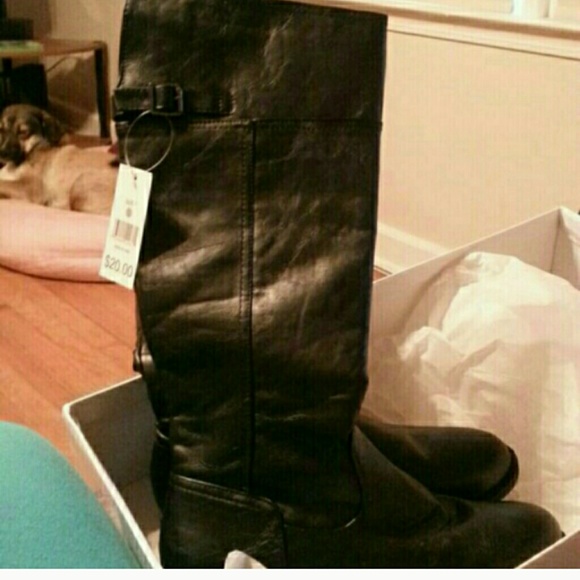Black boots