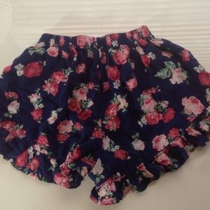 Floral flowy Shorts!