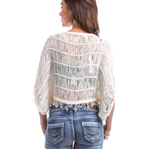 White weaved poncho top. NWT - Picture 2 of 3