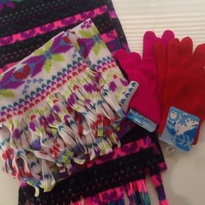 SCARVES AND GLOVES BUNDLE