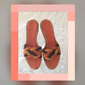 Nine West basket weave slides