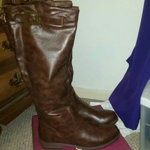 Dark brown tall boots