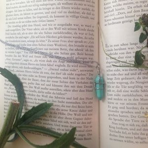 Turquoise stone wore wrapped pendant necklace