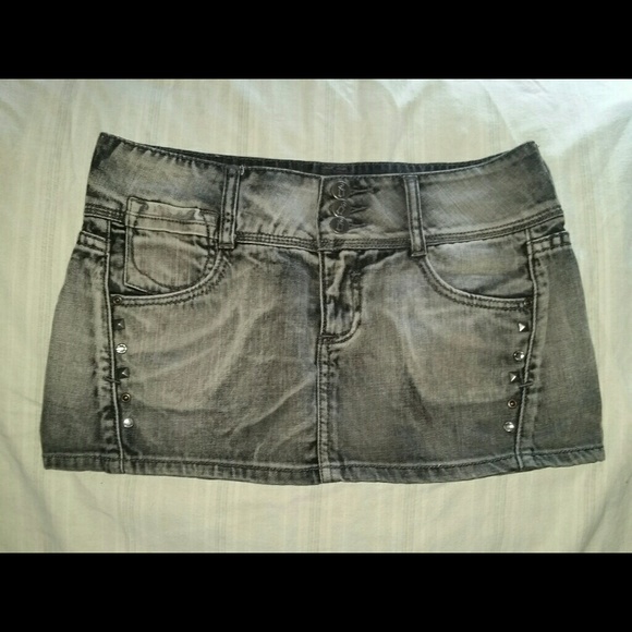 Decree jean skirt 3