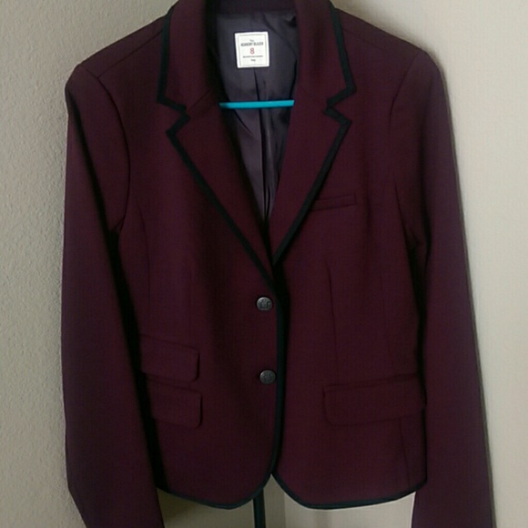 Amazing Maroon/burgundy blazer