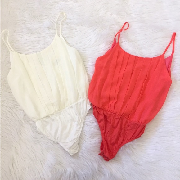❌SOLD❌ Coral Bodysuit - Picture 3 of 3