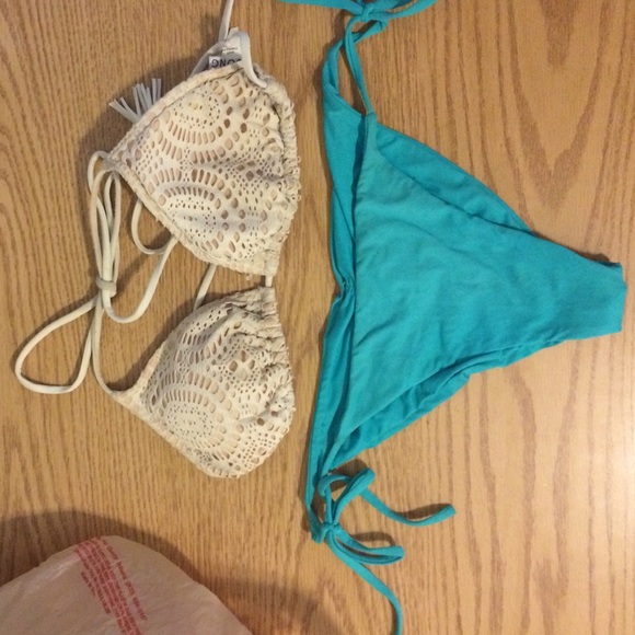 Billabong bikini set