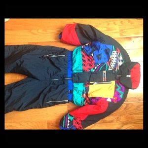 Children size 6 snowsuit / worn once 🏂