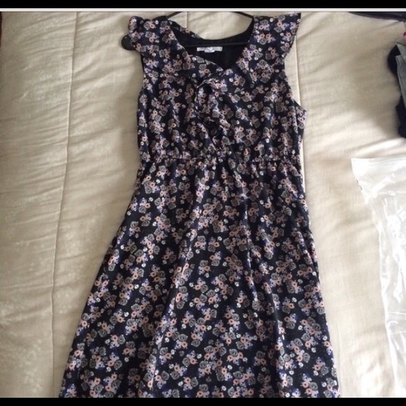 BCBG DRESS. READY FOR WORK AND THEN HH