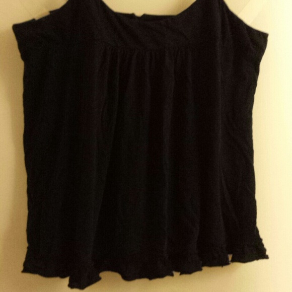Flowy Ruffle Tank - Picture 2 of 3