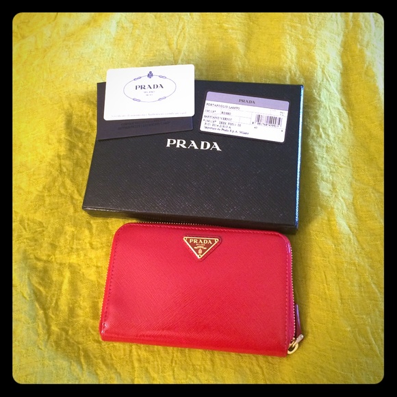 Brand new Prada Portafoglio Lampo wallet