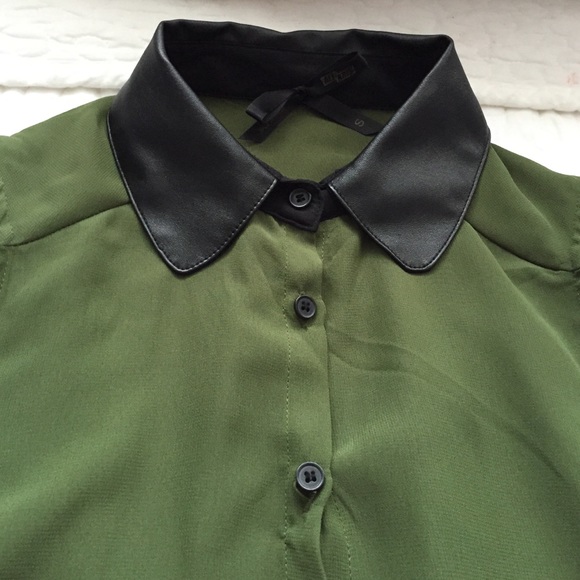 Top - Picture 2 of 4