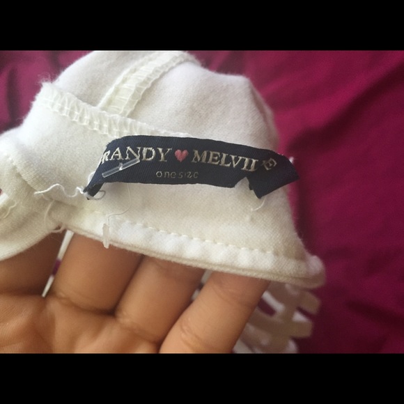 SOLD IN BUNDLE Brandy Melville white chiyo! - Picture 3 of 3