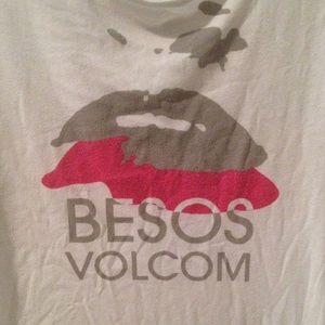 Volcom tshirt