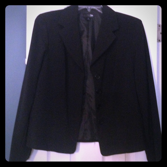ladies black blazer size 18