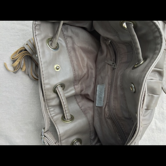 Sold H&M faux leather hobo bag - Picture 3 of 4