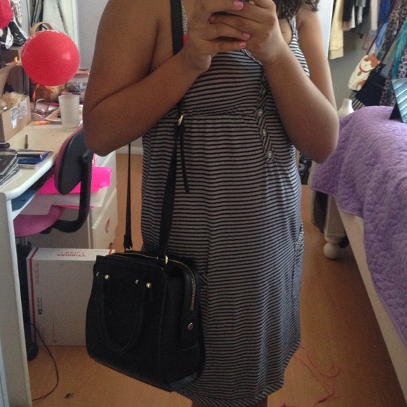 Forever 21 bucket purse - Picture 2 of 4