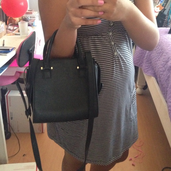 Forever 21 bucket purse - Picture 3 of 4