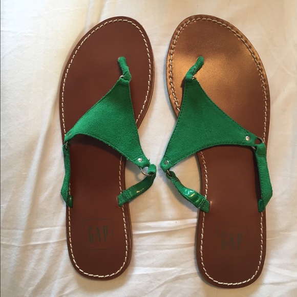GAP Emerald flats