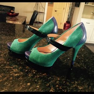 Jessica Simpson heels size 6M