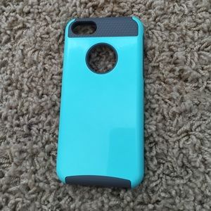 iPhone 5c case grey and seafoam.