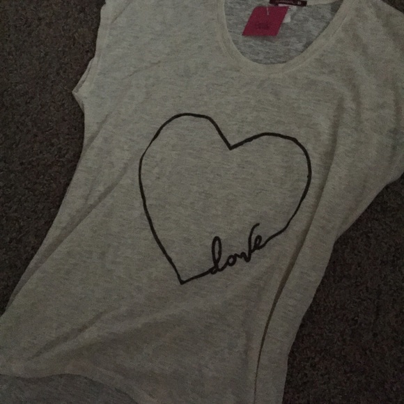 NWT oversized Love top - Picture 2 of 2