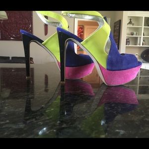 Colors Fuchsia lime green and violet and purple