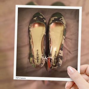 Camo flats