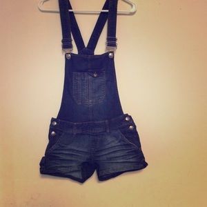Super cute overalls.