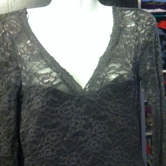 HM lace dress - Picture 2 of 4