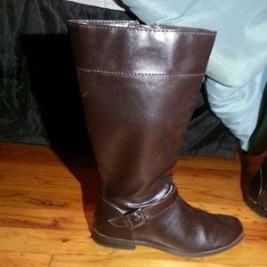 *Sold* Faded Glory boots