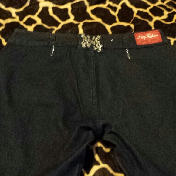 Sparkly Brand New Jeans - Picture 2 of 4