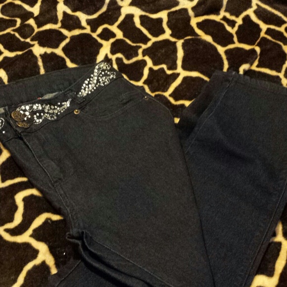 Sparkly Brand New Jeans - Picture 3 of 4