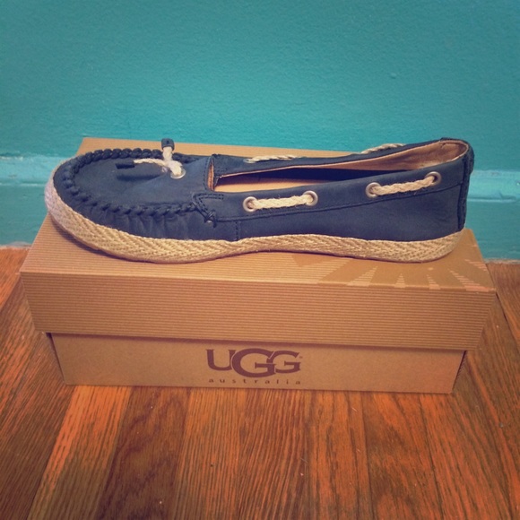 Authentic ugg boat shoes