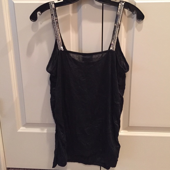 Torrid NWOT Sheer V-neck tank/cami with sequins - Picture 4 of 4