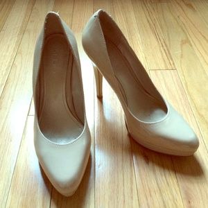 Nude Aldo heels 🎉Lowest!🎉
