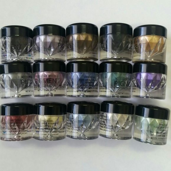 15 Eye Shadows (Shimmers Pigment)