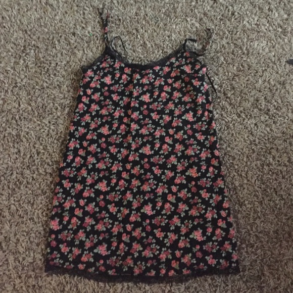 Dress - Picture 1 of 3