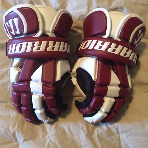 Warrior Riot lacrosse gloves