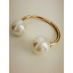 ZARA Pearl Gold Bracelet