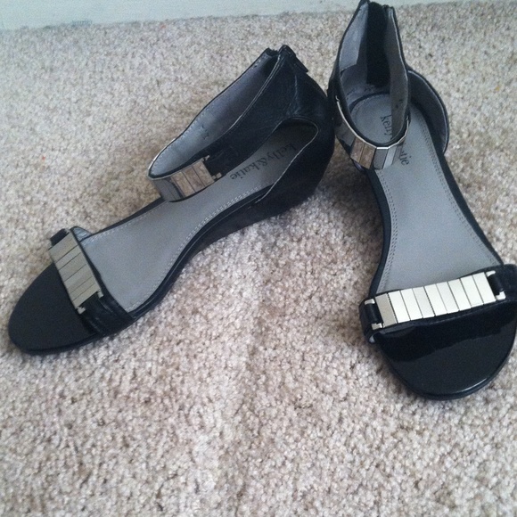 Kelly & Katie Shoes - Stylish black cuff shoes